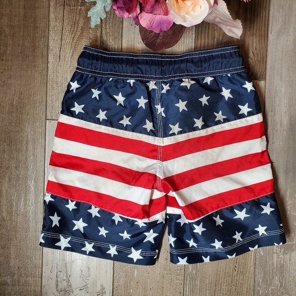 Gymboree Boys Red White & Blue Stars & Stripes Patriotic Flag Print Swim Trunks - Picture 11 of 12